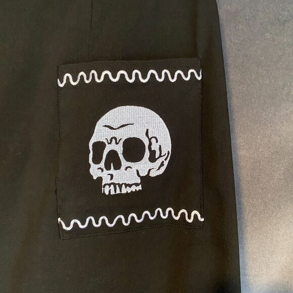 Sourpuss Skullduggery Suzie Skirt XXL Goth Punk Alt Retro - Free Shipping - Picture 2 of 8